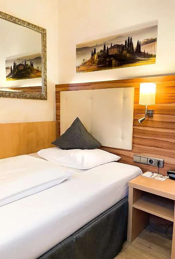 City Hotel Ost Am Koe اوغسبورغ
